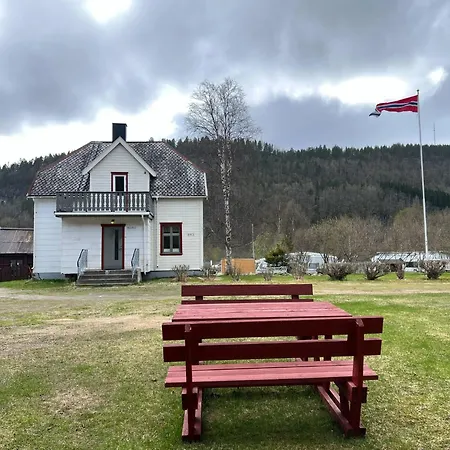 Nordnes Og 홀리데이파크 *